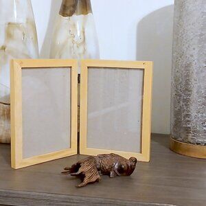 NWT Weston Gallery 5.75” x 7.75” Wooden Hinged Bi-Fold Double Picture Frame